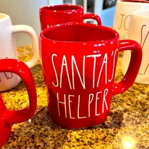 Rae Dunn Christmas Mug red/new